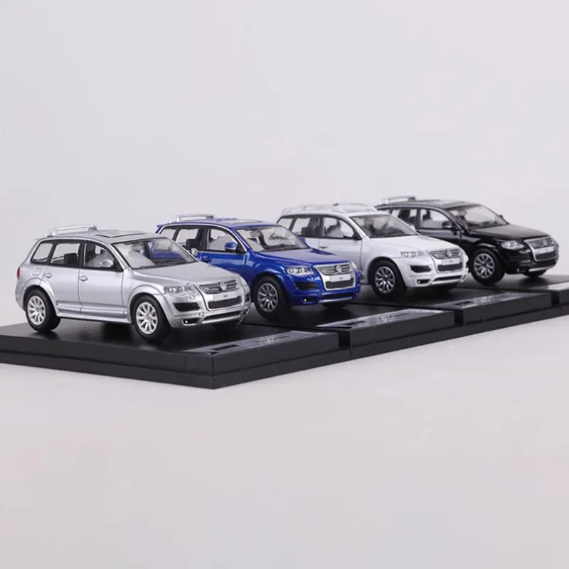 SHADOW 1:64 Scale Touareg R50 SUV Alloy Car Model Diecast Finished Product Simulation Toy Collection Gift Static Model
SHADOW 1:64 Scale Touareg R50 SUV Alloy Car Model Diecast Finished Product Simulation Toy Collection Gift Static Model