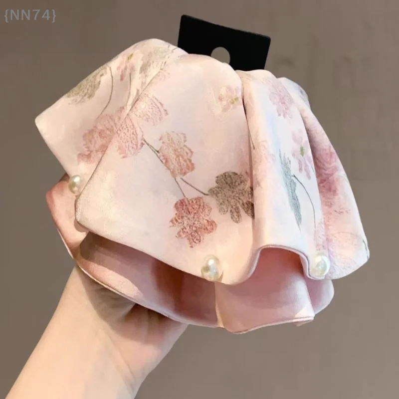 【NN74】New Chinese Style Elegant Printed Satin Pearl Ponytail Hair Clip Hair Accessories For Women Headwear【W4】
【NN74】New Chinese Style Elegant Printed Satin Pearl Ponytail Hair Clip Hair Accessories For Women Headwear【W4】