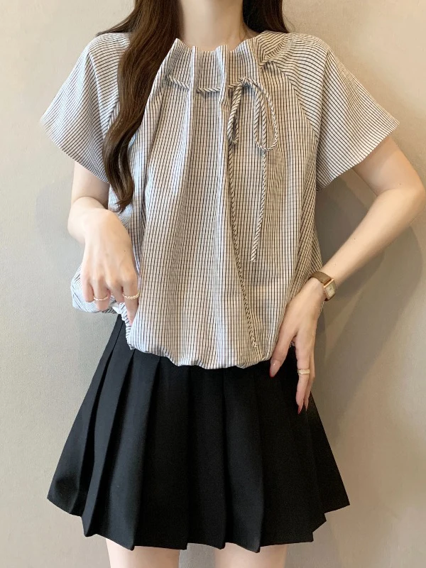 Korean Style Plaid Short Sleeve Doll Shirt Women's Summer New Large Size Fat MM Waist Elastic Hemline Casual Fashion Top
Korean Style Plaid Short Sleeve Doll Shirt Women's Summer New Large Size Fat MM Waist Elastic Hemline Casual Fashion Top