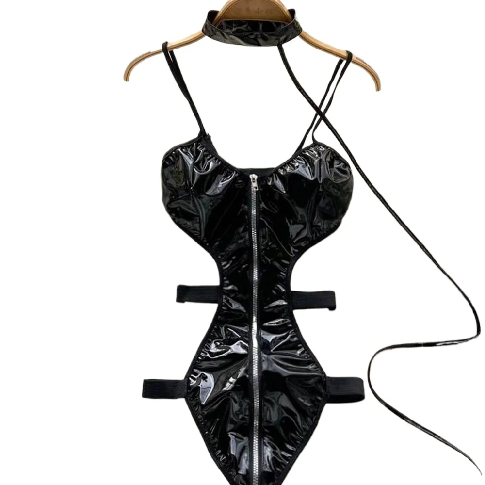 Women's PU Cosplay Costume Set Halter Neck Top Skirt Stockings Headband for Halloween Carnival Themed Party Role Play Outfit
Women's PU Cosplay Costume Set Halter Neck Top Skirt Stockings Headband for Halloween Carnival Themed Party Role Play Outfit