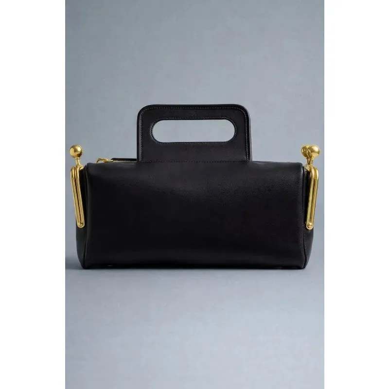 Retro double-sided clip design pillow bag, new women's handbag, single shoulder crossbody bag
Retro double-sided clip design pillow bag, new women's handbag, single shoulder crossbody bag