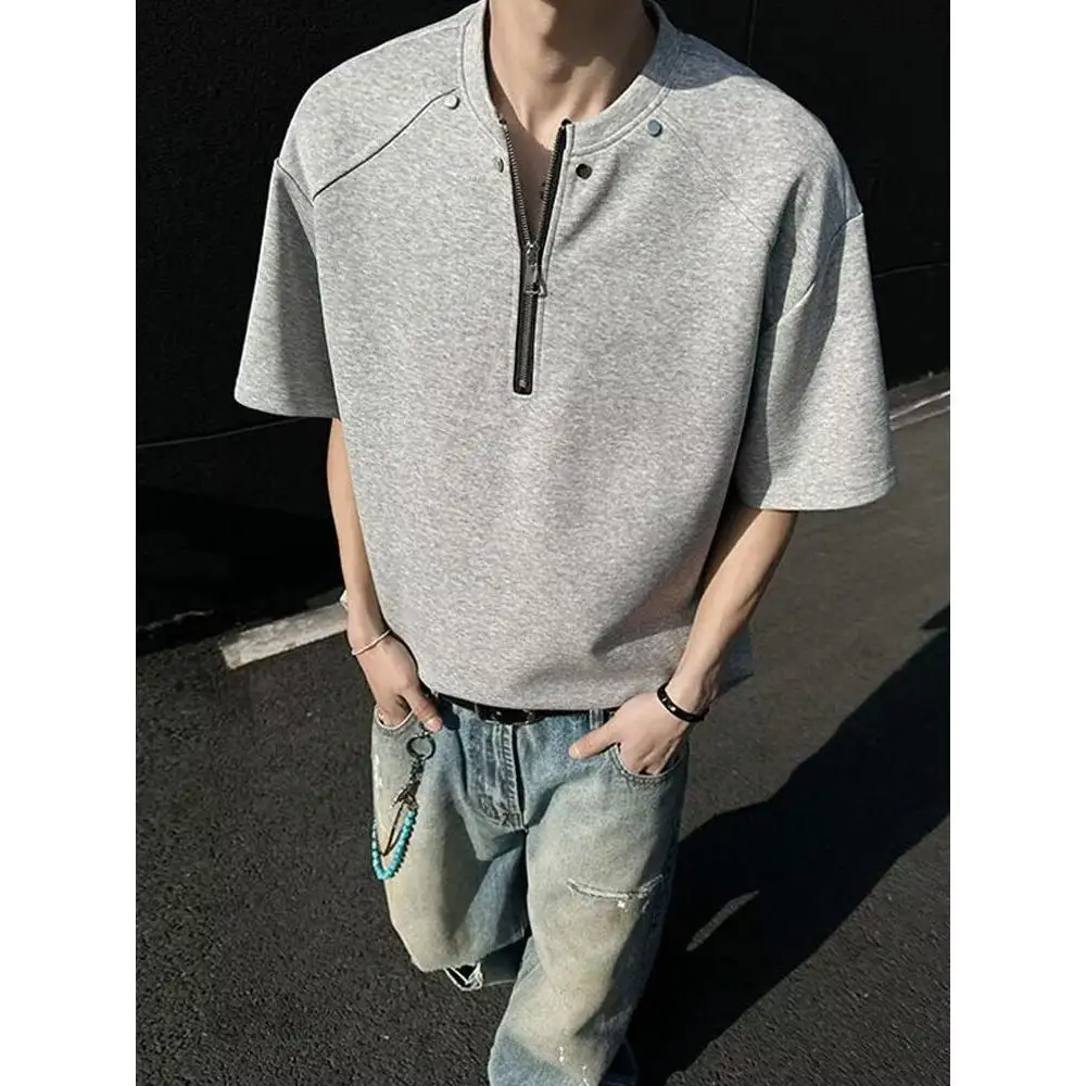 2025 New Men's ort Sve T-irt round Ne Base irt Top Summer Hip Hop Sle Stand Fit Polyester Fiber Casual Tee
2025 New Men's ort Sve T-irt round Ne Base irt Top Summer Hip Hop Sle Stand Fit Polyester Fiber Casual Tee