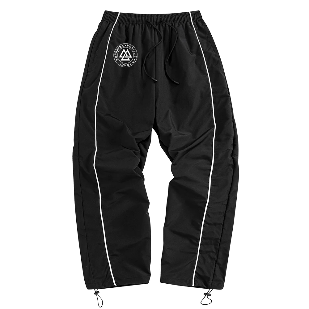 Мужские уличные черные повседневные спортивные брюки, спортивные брюки с белыми боковыми полосками, завязками и треугольными брюками с принтом, скандинавское искусство
Мужские уличные черные повседневные спортивные брюки, спортивные брюки с белыми боковыми полосками, завязками и треугольными брюками с принтом, скандинавское искусство