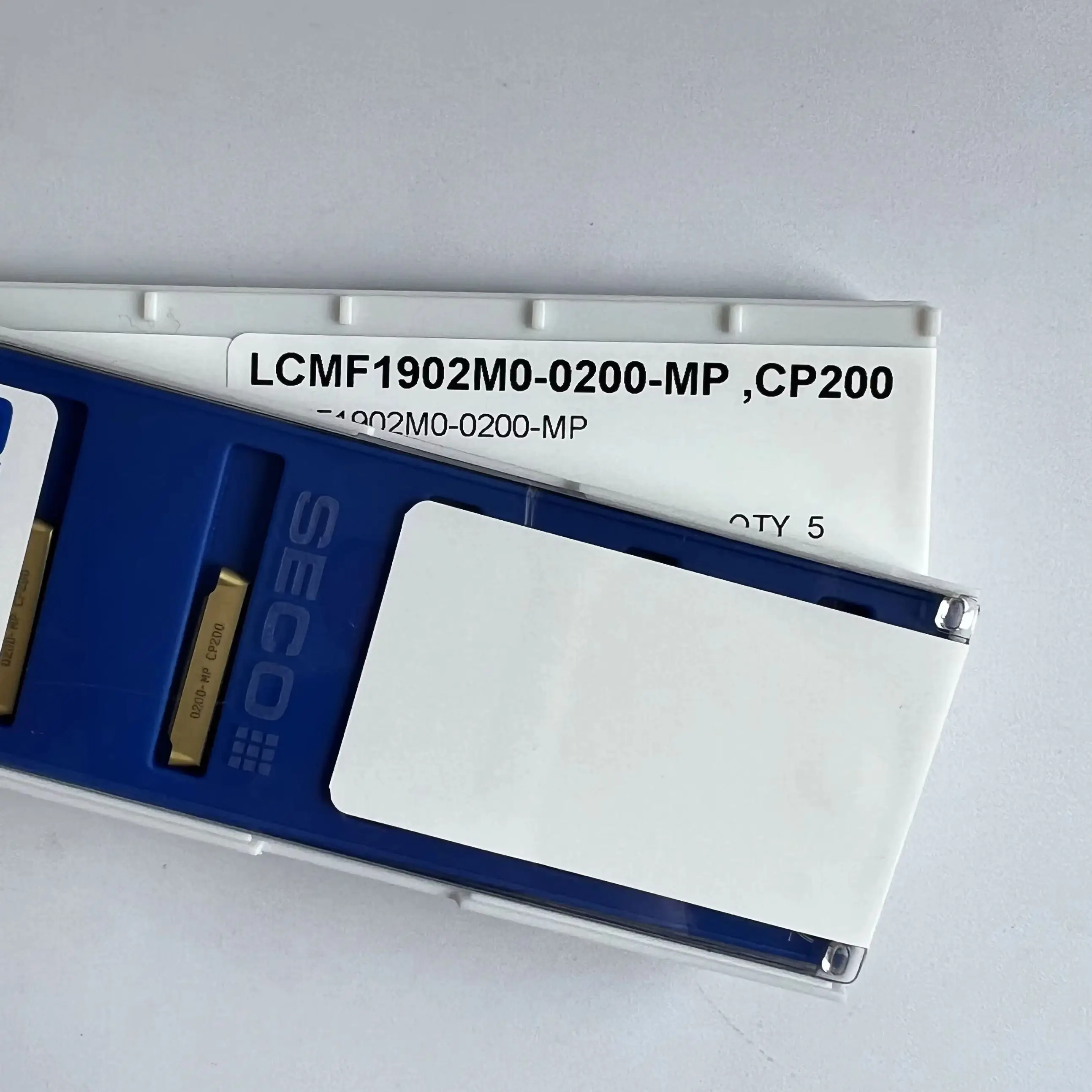 5pcs/box LCMF1902M0-0200-MP CP200/LCMF1902M0-0200-MP CP500/LCMF2802M0-0200-MP CP500
5pcs/box LCMF1902M0-0200-MP CP200/LCMF1902M0-0200-MP CP500/LCMF2802M0-0200-MP CP500