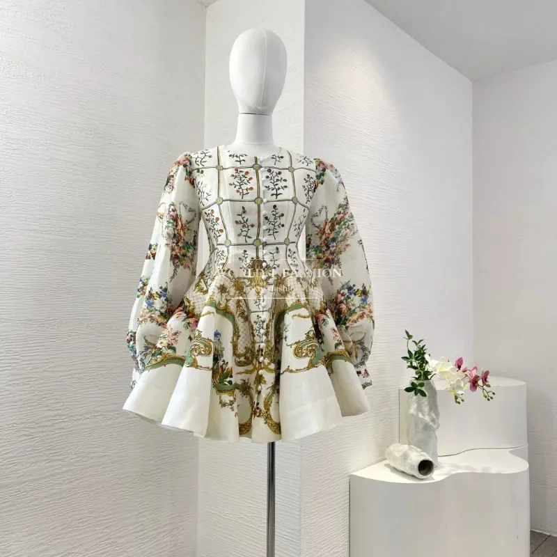 2025 Women's Mini Dress for New Elegant White Floral Print Pleats Silk High Quality Long Lantern Sleeve
2025 Women's Mini Dress for New Elegant White Floral Print Pleats Silk High Quality Long Lantern Sleeve
