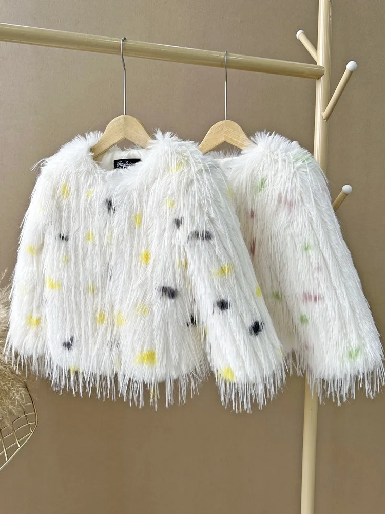 Warm Faux Girls Fur Coat Tassel Colorful Dot Plush Clothes Kids Luxury Jacket Autumn Winter Children Shaggy Outerwear XMP408
Warm Faux Girls Fur Coat Tassel Colorful Dot Plush Clothes Kids Luxury Jacket Autumn Winter Children Shaggy Outerwear XMP408