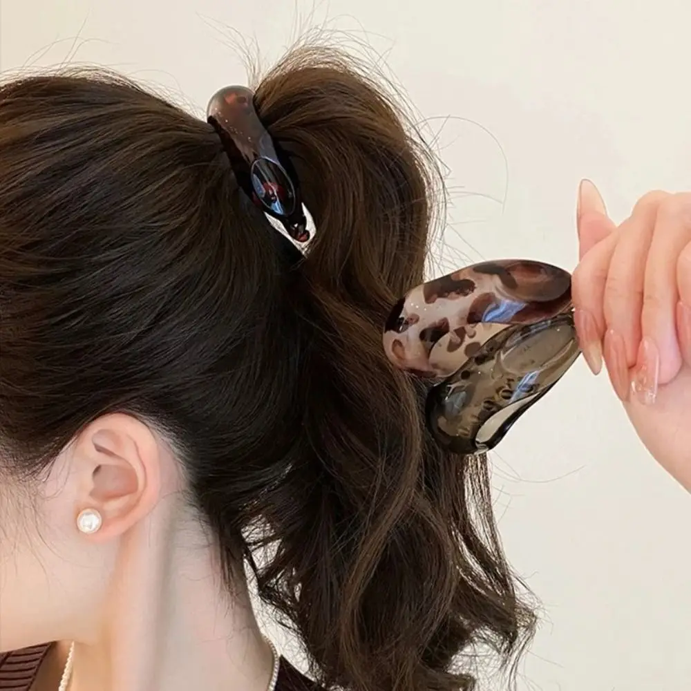 4pcs Retro Style Non-Slip Banana Hair Clip Leopard Print Stylish High Ponytail Clip Oval Shape Hair Claw Girl
4pcs Retro Style Non-Slip Banana Hair Clip Leopard Print Stylish High Ponytail Clip Oval Shape Hair Claw Girl