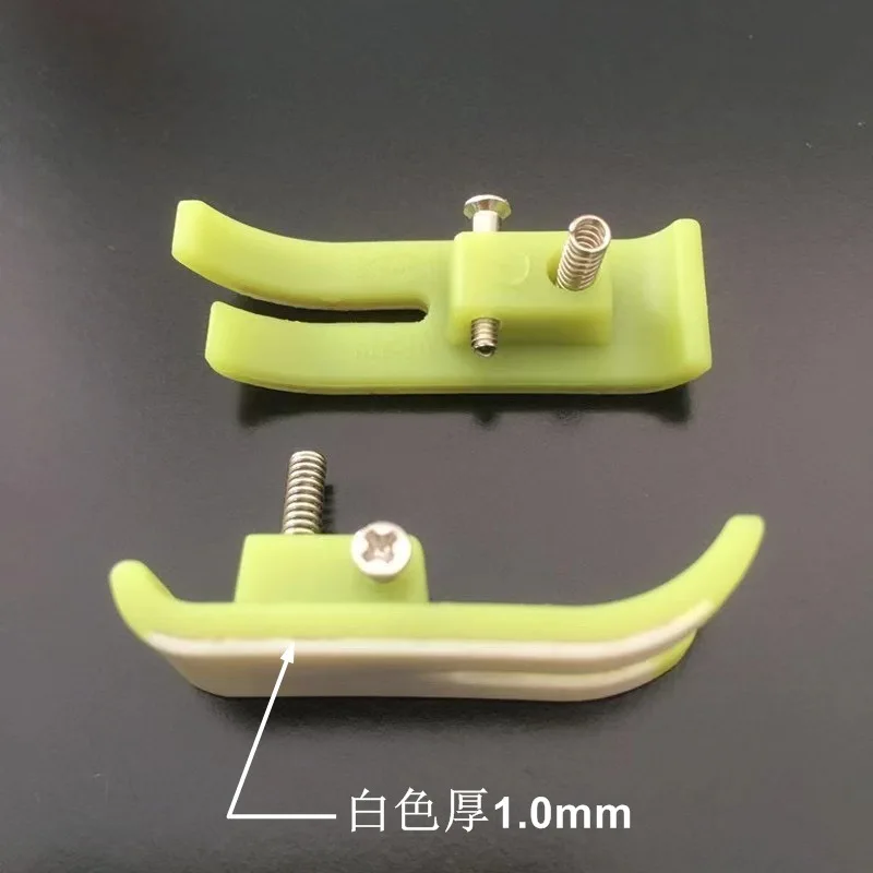 100pcTeflon presser foot lockstitch sewing machine special wear-resistant plastic plate presser AA grade MT-18 presser foot deck
100pcTeflon presser foot lockstitch sewing machine special wear-resistant plastic plate presser AA grade MT-18 presser foot deck