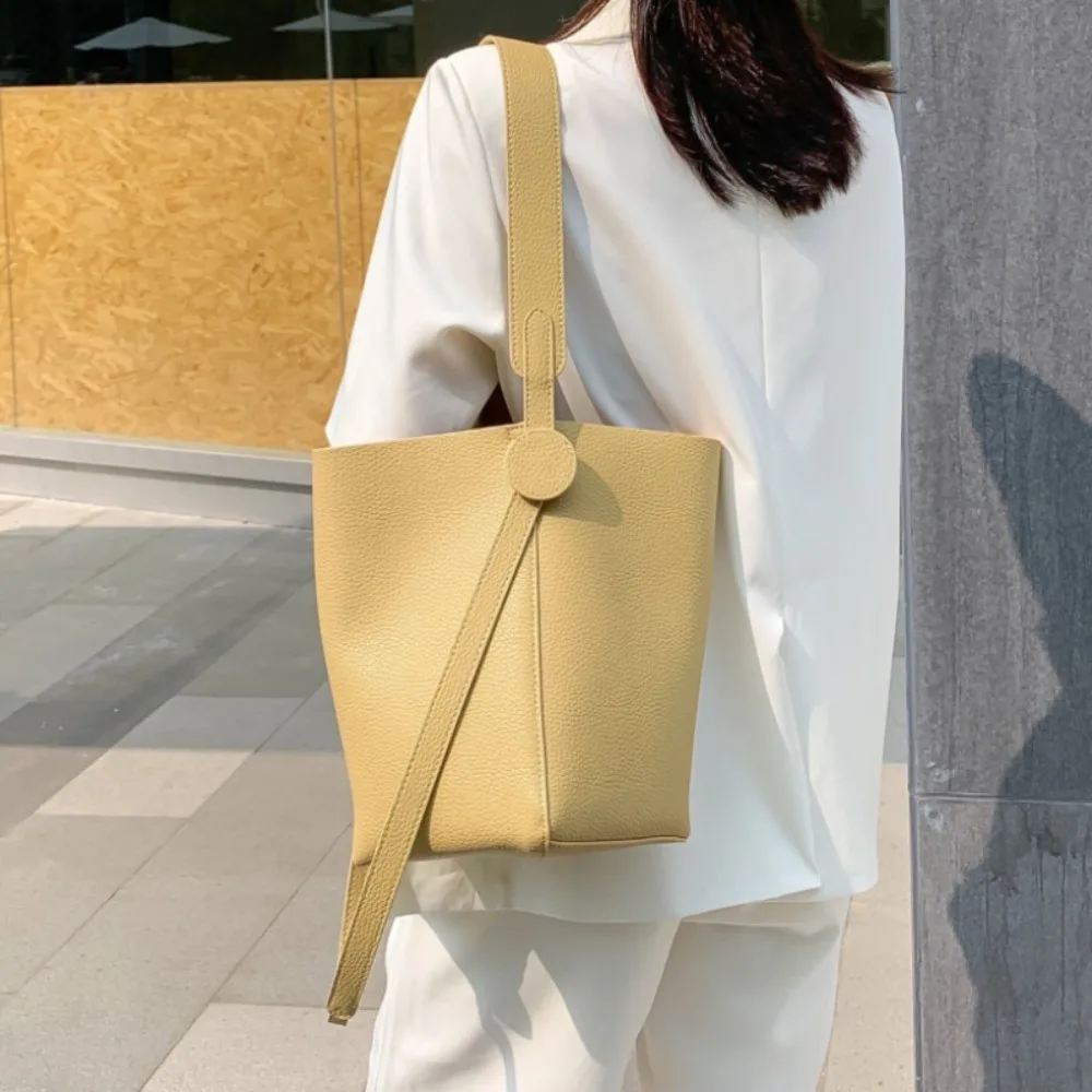 Exposure Commuter Women's Dermis All-match Bucket Cow Leather Large Capacity Personalized Single-Shoulder Bag Minority Crossbody
Exposure Commuter Women's Dermis All-match Bucket Cow Leather Large Capacity Personalized Single-Shoulder Bag Minority Crossbody