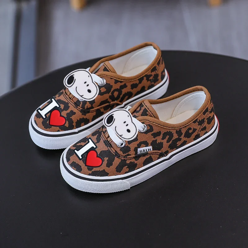 Snoopy Children's Canvas Casual Shoes New Spring Autumn Boy Girl Sneakers Sports Board Baby Parent-Child Shoes Small Shoes
Snoopy Children's Canvas Casual Shoes New Spring Autumn Boy Girl Sneakers Sports Board Baby Parent-Child Shoes Small Shoes