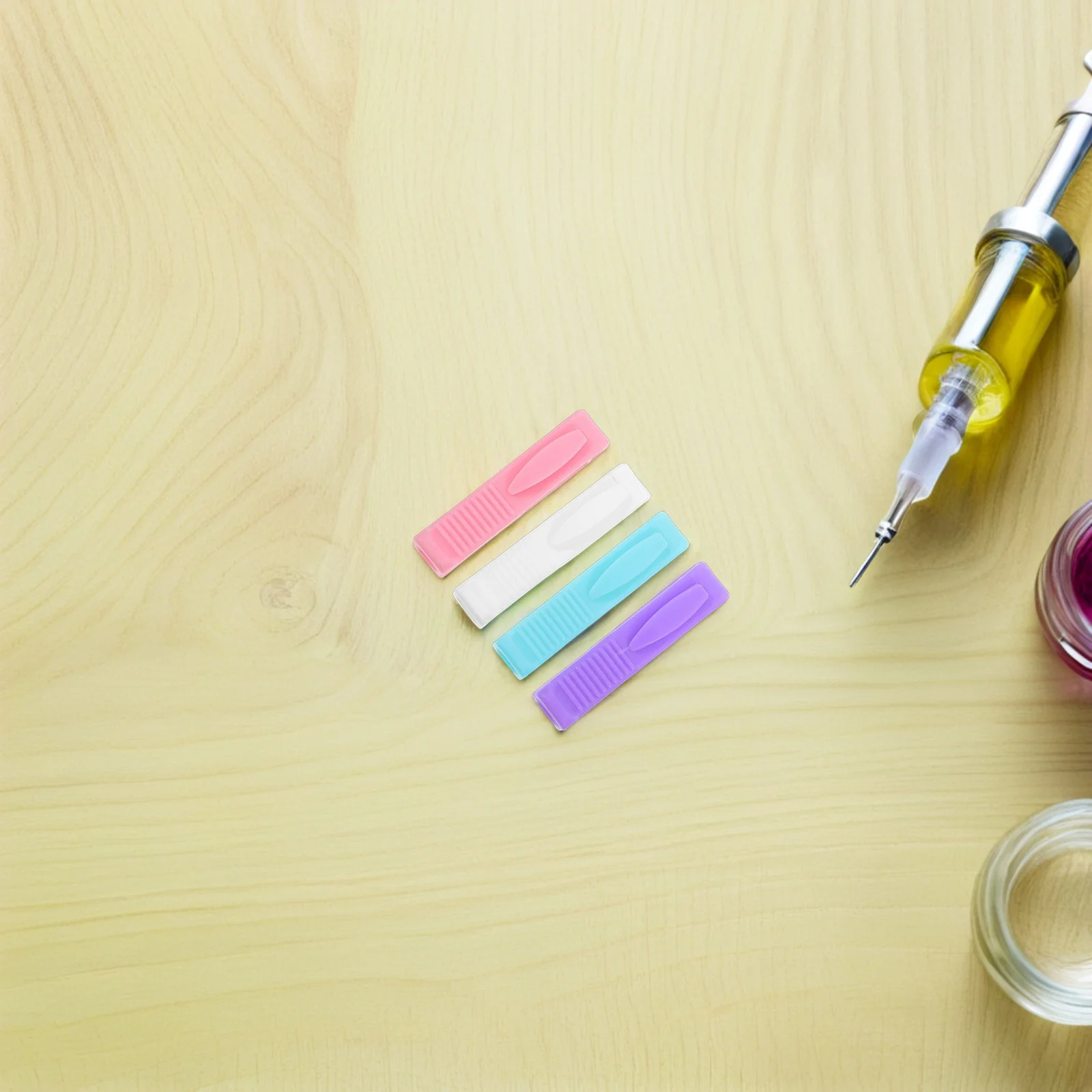 8Pcs Ampoule Bottle Opener Tool for Nurses and Doctors Glass Vial Breaking Device Compact Safe Non-Cutting Medical Opening
8Pcs Ampoule Bottle Opener Tool for Nurses and Doctors Glass Vial Breaking Device Compact Safe Non-Cutting Medical Opening