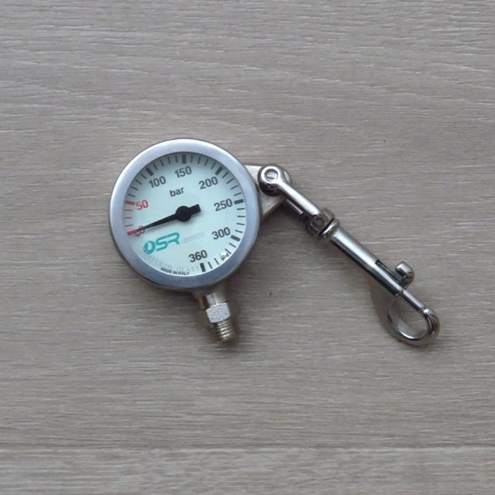 Diving Pressure Gauge,Compact,Sturdy,Lightweight Metal 350Bar High Pressure Gauge for Outdoor Sports Snorkeling Accessories
Diving Pressure Gauge,Compact,Sturdy,Lightweight Metal 350Bar High Pressure Gauge for Outdoor Sports Snorkeling Accessories