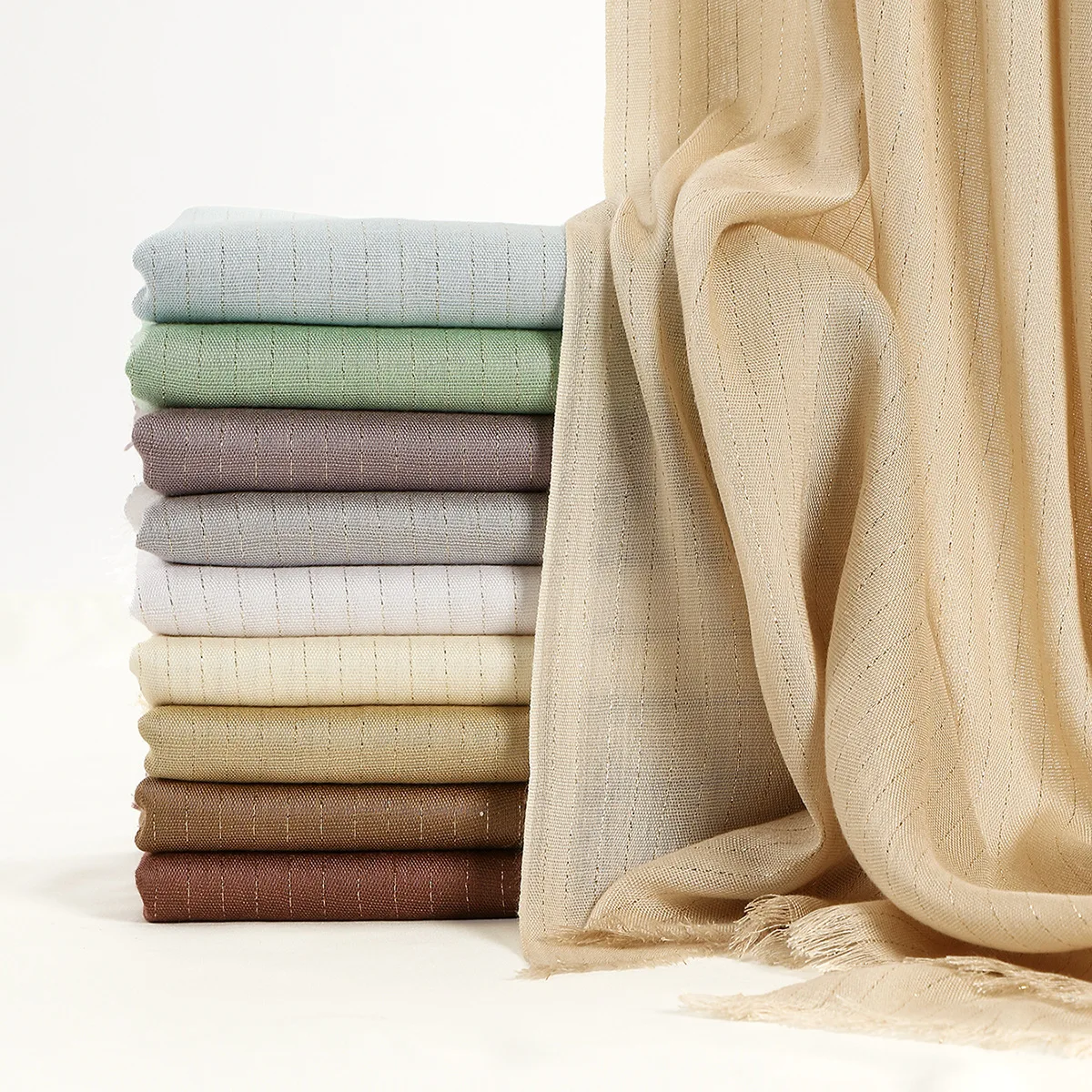 Premium Quality Long Scarf Shiny New Headscarf Muslim Hijab Fringe Shawls Wrap Bandanas Headband Bufanda Foulard Turbante Mujer
Premium Quality Long Scarf Shiny New Headscarf Muslim Hijab Fringe Shawls Wrap Bandanas Headband Bufanda Foulard Turbante Mujer