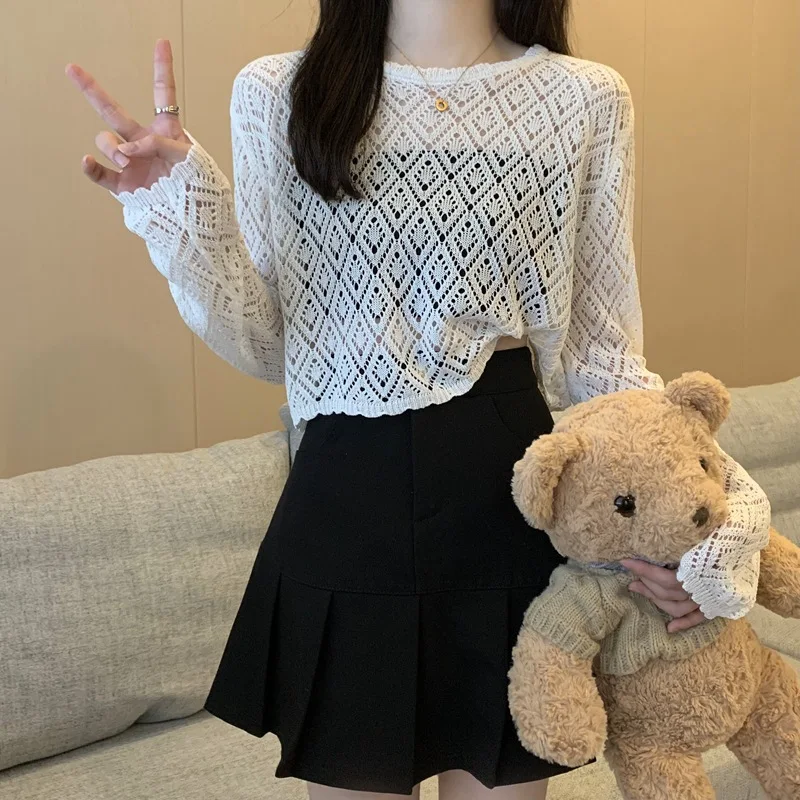 Casual Tops Hollow Out Outerwear for Women Thin Knit Sun Protection Shirt Loose Pullover Cover Ice Silk Shirt for Outerwear
Casual Tops Hollow Out Outerwear for Women Thin Knit Sun Protection Shirt Loose Pullover Cover Ice Silk Shirt for Outerwear