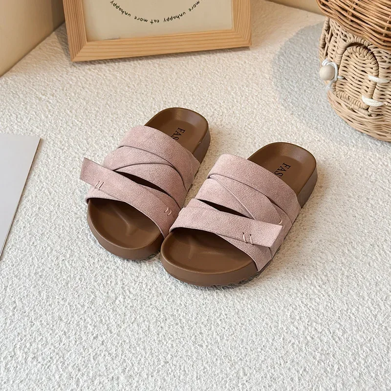 Children Casual Sandals Non-slip Girls Slippers Korean Style Soft Outdoors 2025 Summer New Kids Beach Shoes Breathable Elegant
Children Casual Sandals Non-slip Girls Slippers Korean Style Soft Outdoors 2025 Summer New Kids Beach Shoes Breathable Elegant