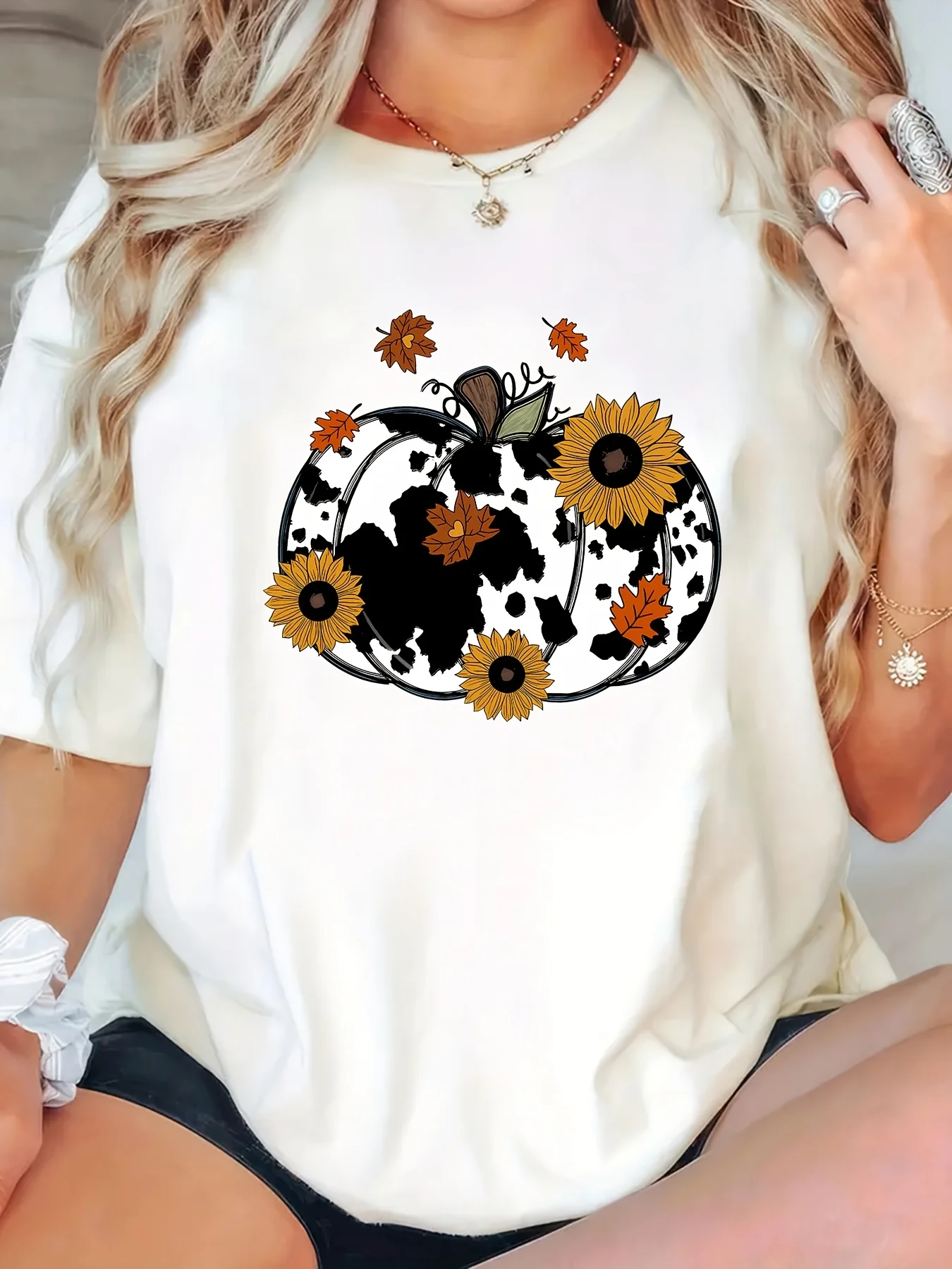 Женские повседневные футболки с принтом молочной тыквы, подсолнуха, кленового листа, топы с короткими рукавами, летние женские футболки, повседневная одежда
Женские повседневные футболки с принтом молочной тыквы, подсолнуха, кленового листа, топы с короткими рукавами, летние женские футболки, повседневная одежда