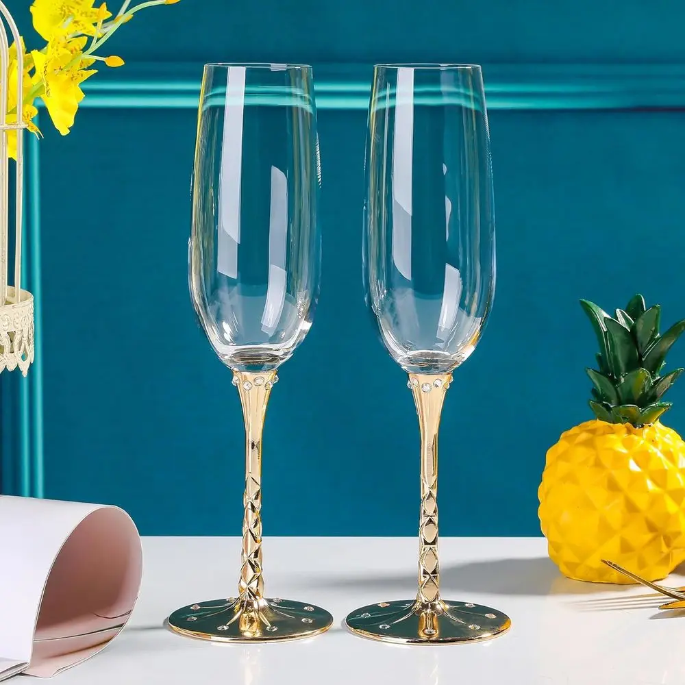 Set of 2 Clear Champagne Flutes 7 Oz - Ideal for Gifts, Parties, Wedding, Christmas, Reusable Bar Glassware (Gold)
Set of 2 Clear Champagne Flutes 7 Oz - Ideal for Gifts, Parties, Wedding, Christmas, Reusable Bar Glassware (Gold)