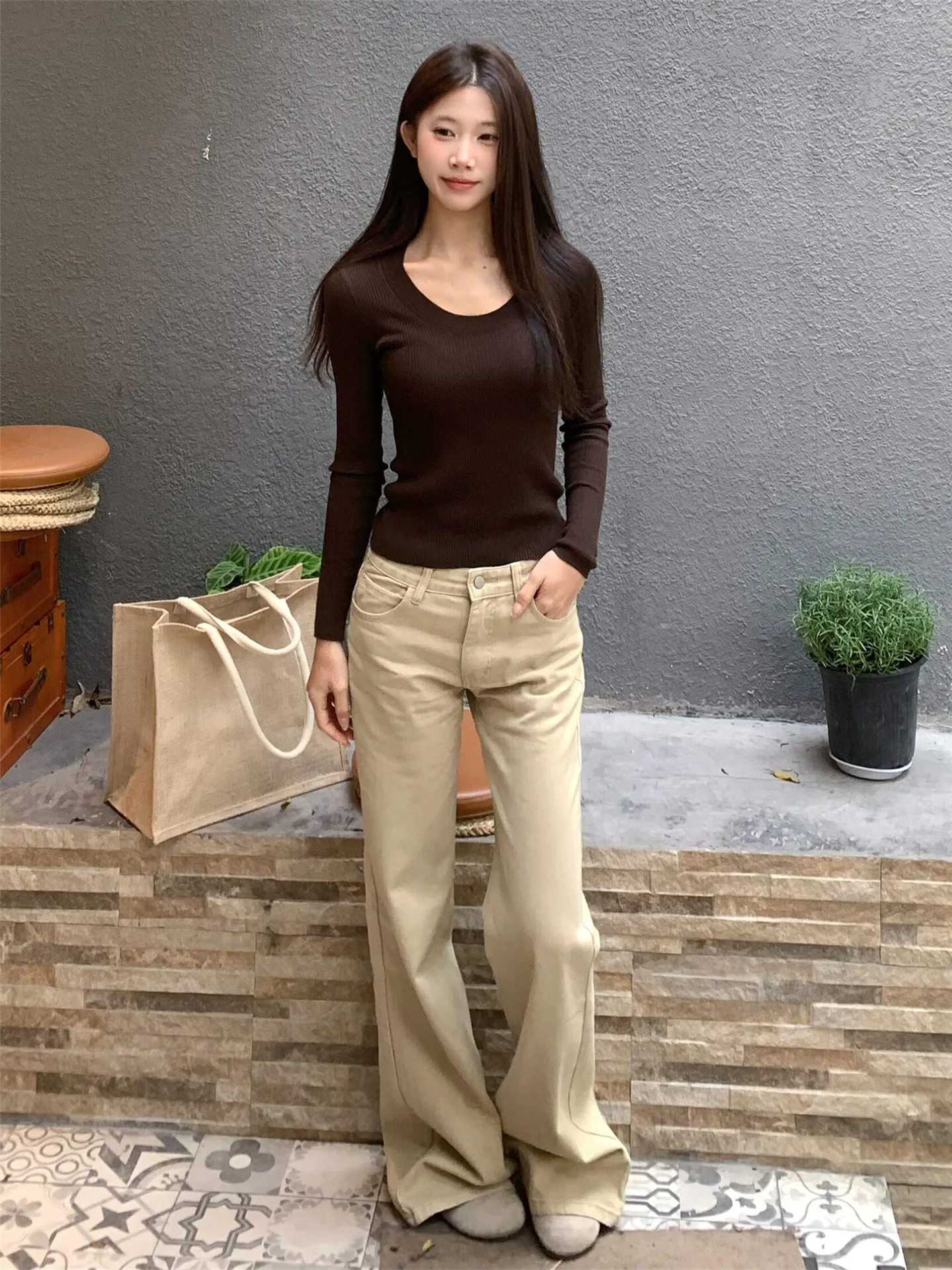 Retro American Khaki Low Waist Flared Jeans Women's Spring Autumn Loose Not Legging Tall Extended Floor-Length Pants
Retro American Khaki Low Waist Flared Jeans Women's Spring Autumn Loose Not Legging Tall Extended Floor-Length Pants