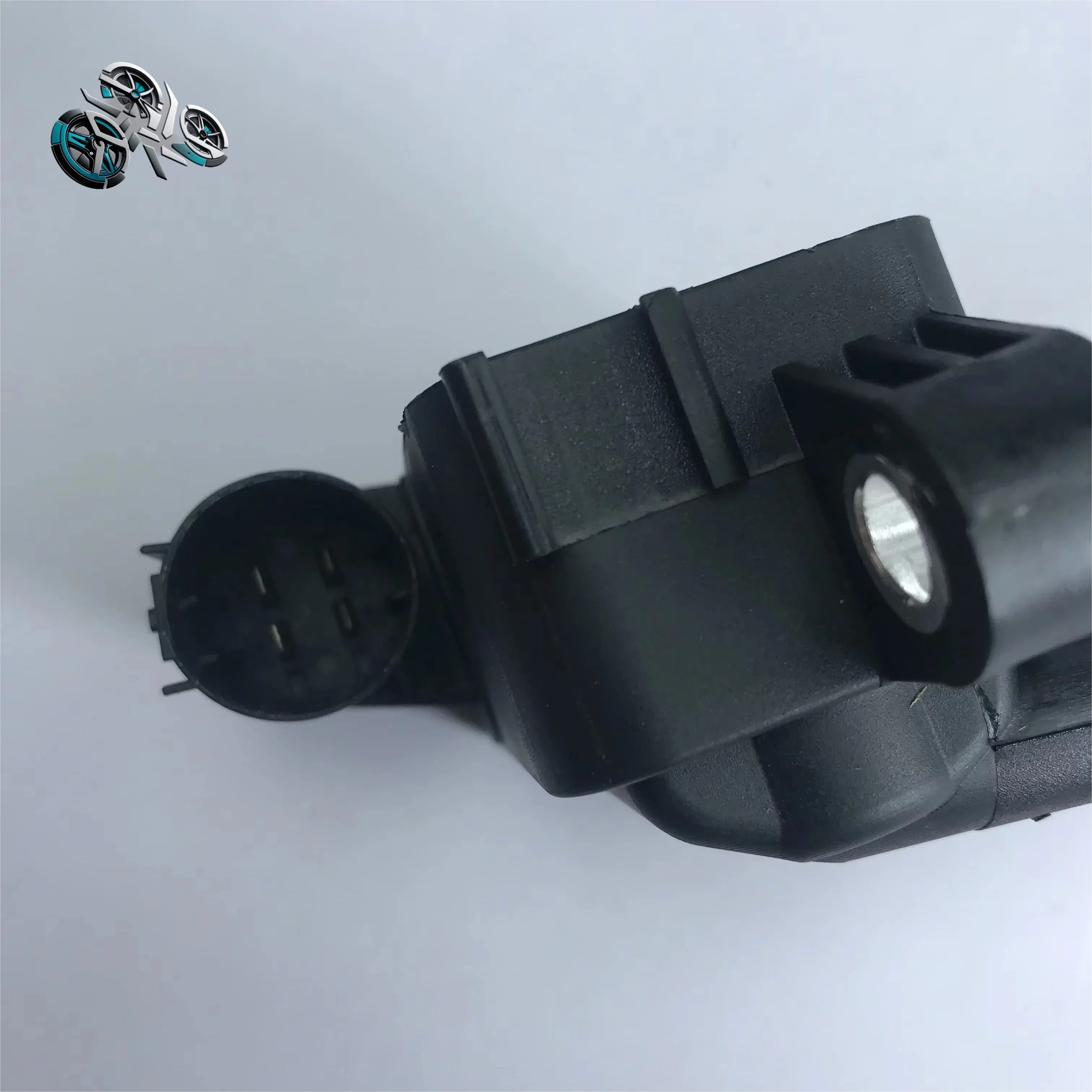 Высокое качество A 2769060260 Катушка зажигания-подходит для Mercedes C300-C350 CLS 350-63 S350-63 E300-E63 AMG63 GL500 в W463/X166/W166/C292
Высокое качество A 2769060260 Катушка зажигания-подходит для Mercedes C300-C350 CLS 350-63 S350-63 E300-E63 AMG63 GL500 в W463/X166/W166/C292