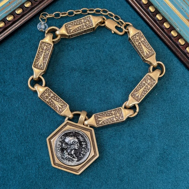 Vintage Antique Gold Plated Ancient Coin Bracelet Jewelry Luxury Brand Head Portrait Pendant For Women High Quality Designers
Vintage Antique Gold Plated Ancient Coin Bracelet Jewelry Luxury Brand Head Portrait Pendant For Women High Quality Designers