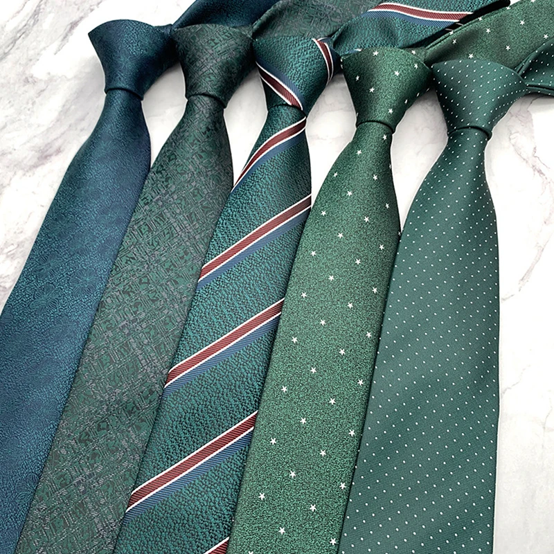 Luxury 8cm Mens Ties Dark Green Floral Dot Formal Classic Suit Business Necktie Jacquard Neck Ties For Men
Luxury 8cm Mens Ties Dark Green Floral Dot Formal Classic Suit Business Necktie Jacquard Neck Ties For Men