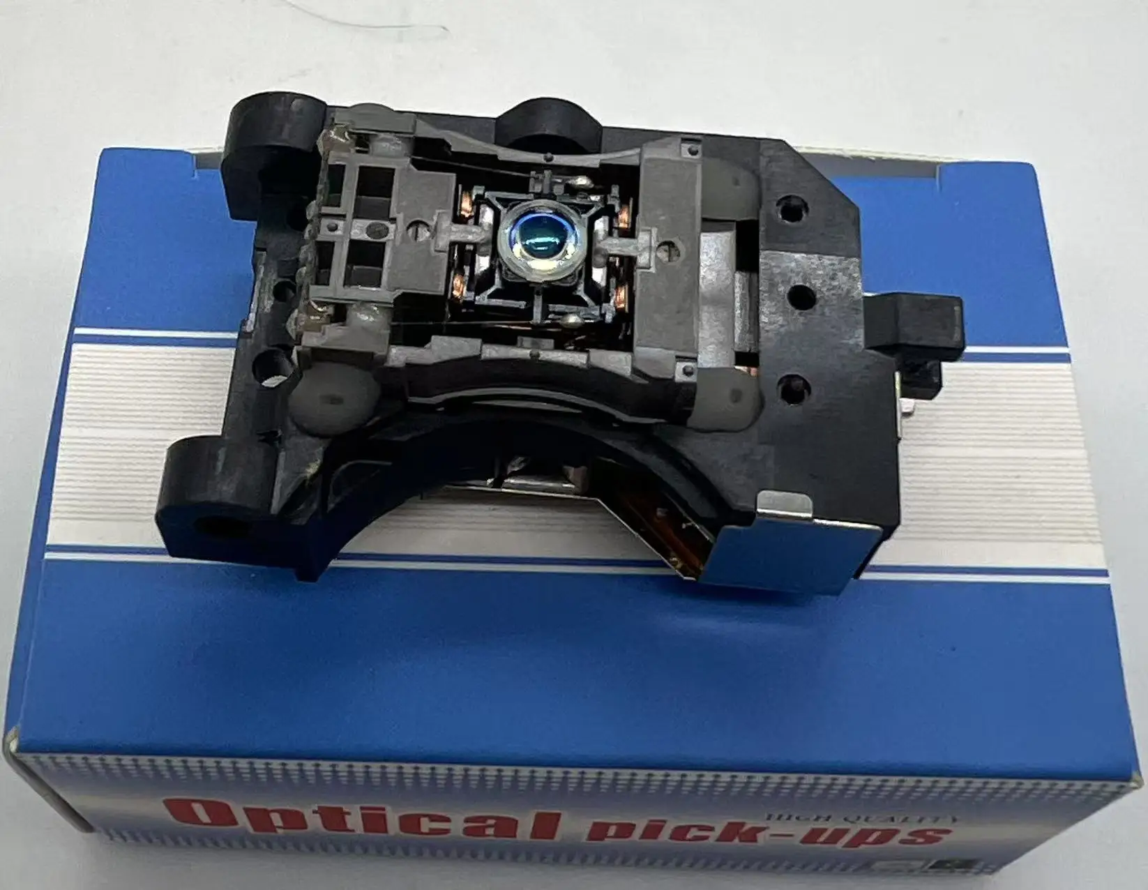 SF-W37S Rom Optical Pick up For SF-W37 Record Laser Assy Burner Optical Len W37SGT W37 DVD Bloc W37S W37SGTO H Laser Assy
SF-W37S Rom Optical Pick up For SF-W37 Record Laser Assy Burner Optical Len W37SGT W37 DVD Bloc W37S W37SGTO H Laser Assy
