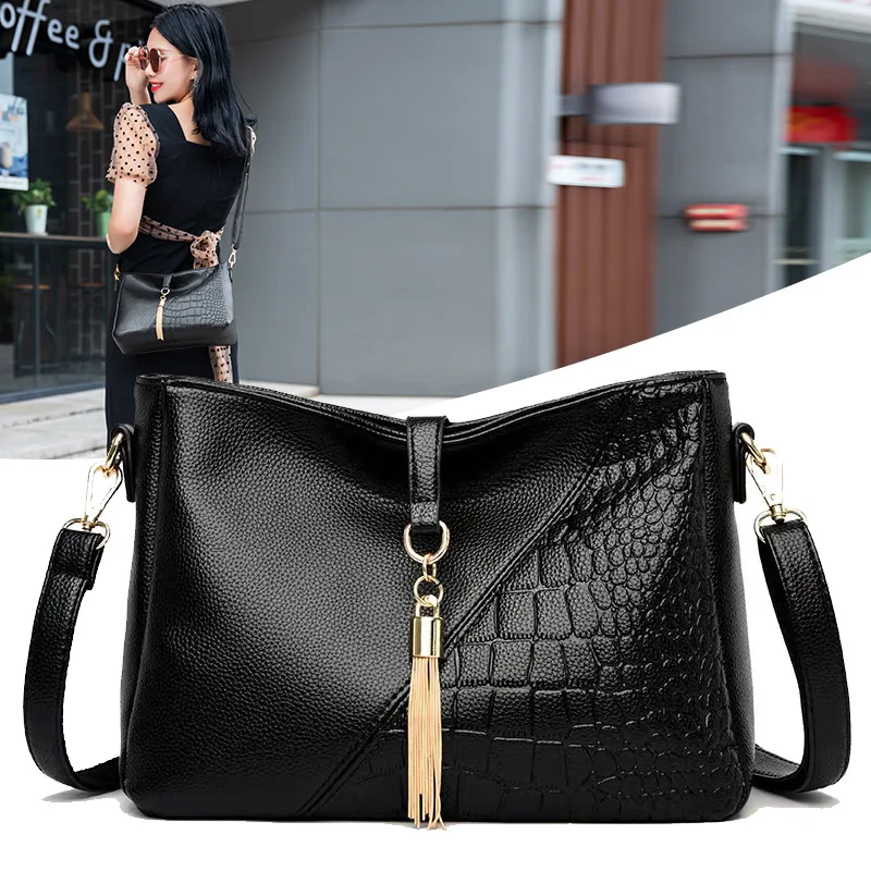 New Soft Leather Women's Bag Fashionable Tassel Shoulder Bag PU Leather Women's Crossbody Tote Bag
New Soft Leather Women's Bag Fashionable Tassel Shoulder Bag PU Leather Women's Crossbody Tote Bag