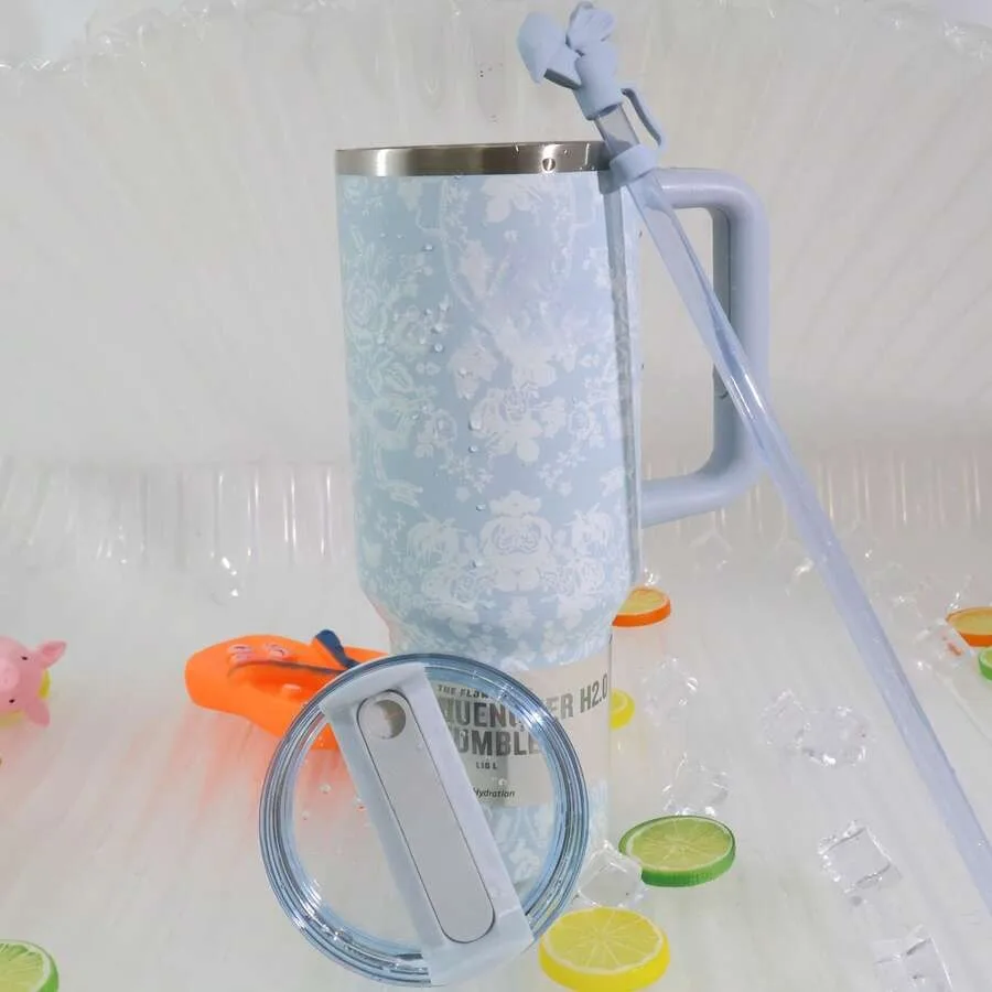 1913 Luxury Gift Box Ouencher H2.0 Tumbler, Limited Edition Bow Chantilly Floral Design, Premium 18/8 Stainless Steel Vacuum ul
1913 Luxury Gift Box Ouencher H2.0 Tumbler, Limited Edition Bow Chantilly Floral Design, Premium 18/8 Stainless Steel Vacuum ul