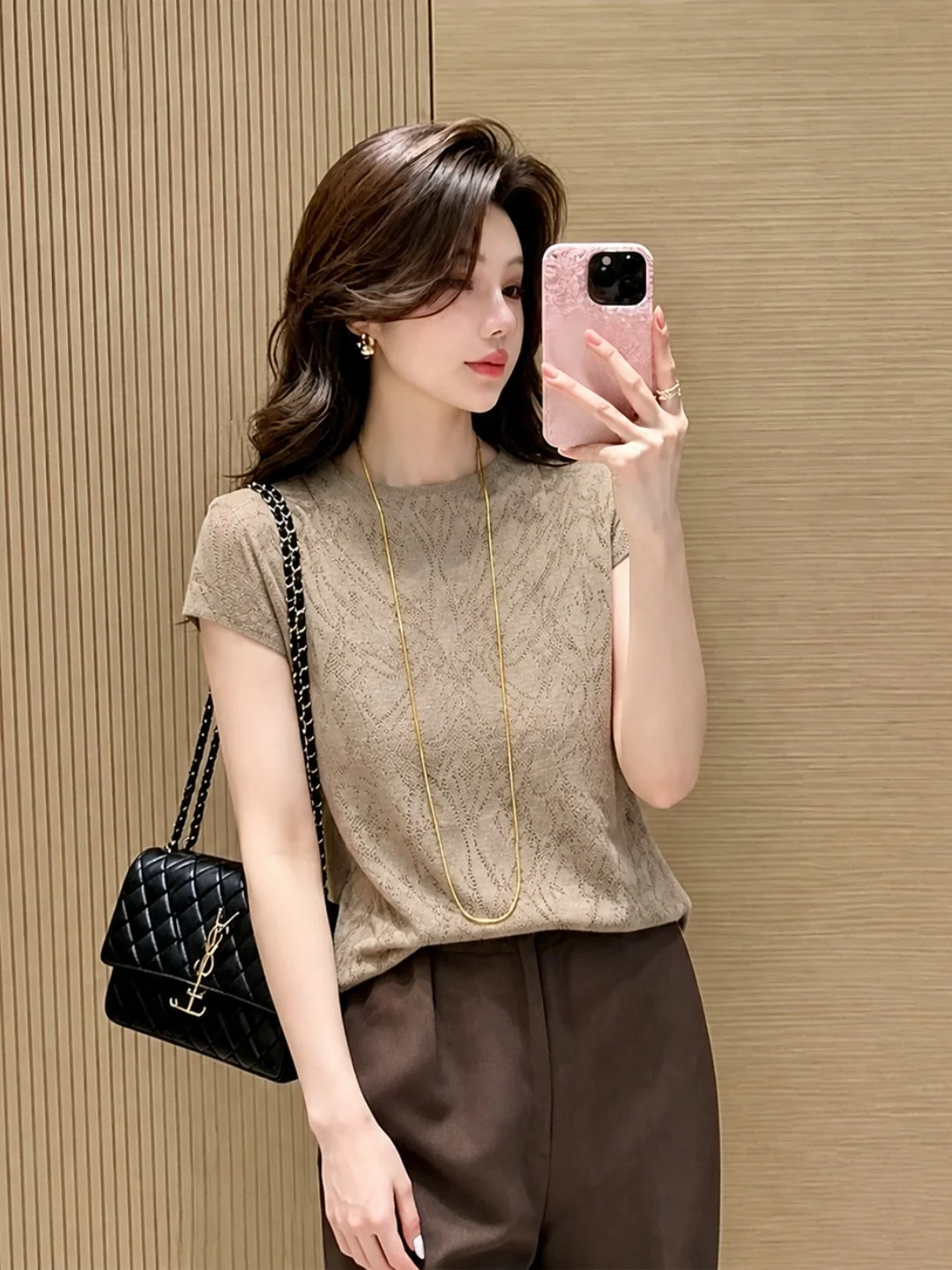 Korean Style Short Sleeve Knitwear Women's Comfortable Soft Simple Design Summer Fashion Casual round Neck Pullover Top
Korean Style Short Sleeve Knitwear Women's Comfortable Soft Simple Design Summer Fashion Casual round Neck Pullover Top