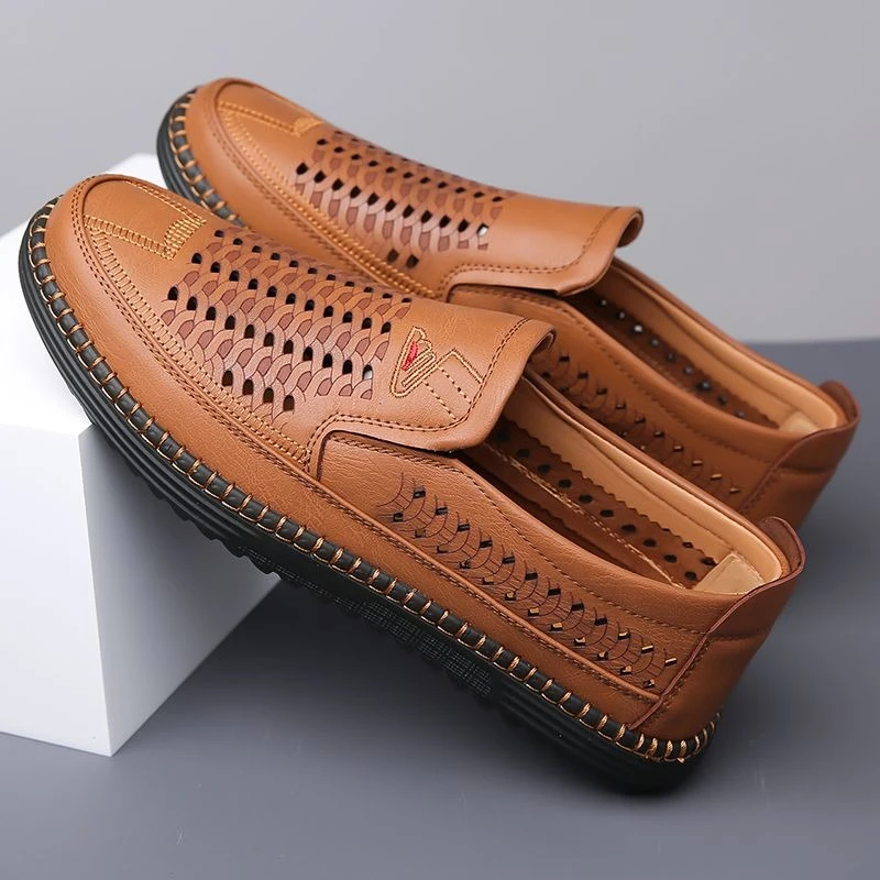 2026 New Men's Premium Leather Sandals Breathable Hollow Out Hole Shoes Non Slip Rubber Sole Casual Summer Outdoor Slides
2026 New Men's Premium Leather Sandals Breathable Hollow Out Hole Shoes Non Slip Rubber Sole Casual Summer Outdoor Slides