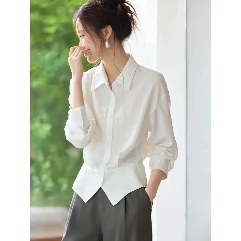 Women's White Button-down Blouse With Asymmetric Peplum Hem Elegant Fitted Shirt
Women's White Button-down Blouse With Asymmetric Peplum Hem Elegant Fitted Shirt