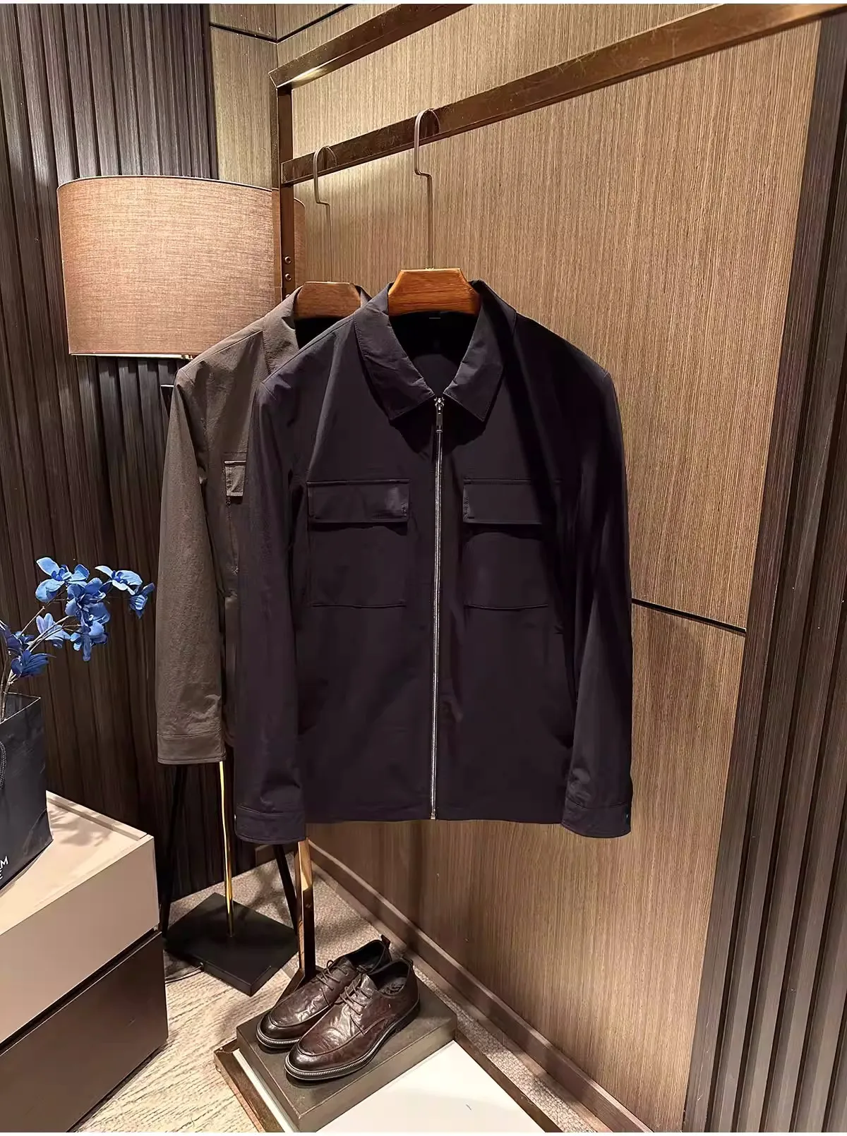Spring New Men's Versatile Multi Pocket Collar Jacket
Spring New Men's Versatile Multi Pocket Collar Jacket