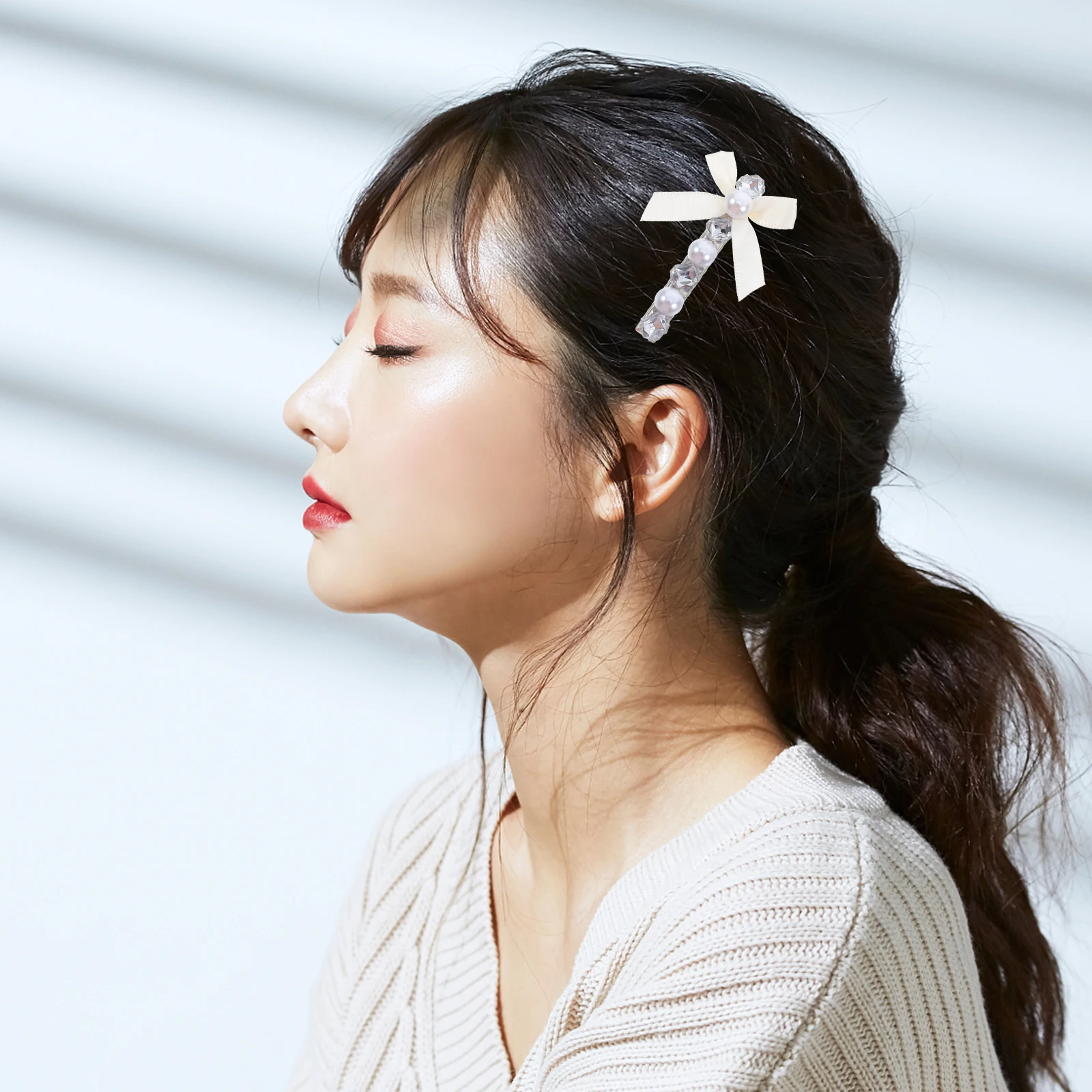 Elegant Bow Clips For Women Girls Durable Fabric Duck Bill Accessories Lightweight Styling Bows Barrette Clip Cute Bow Shaped
Elegant Bow Clips For Women Girls Durable Fabric Duck Bill Accessories Lightweight Styling Bows Barrette Clip Cute Bow Shaped