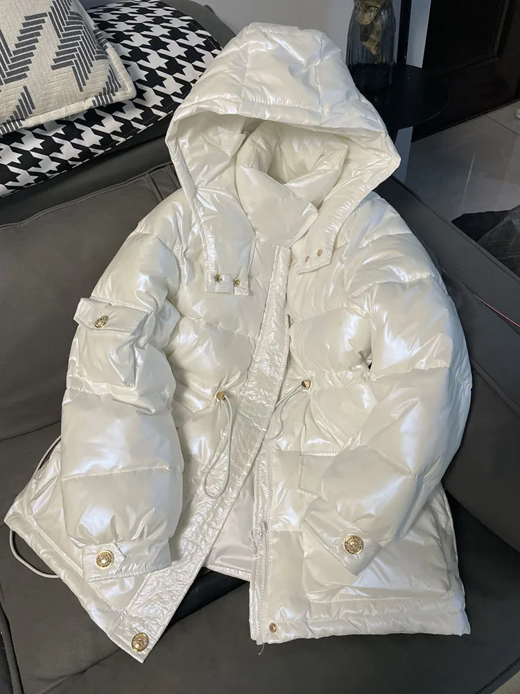 Glossy Jacket Women Streetwear 2025 New White Hooded down Cotton Coat Black Loose Female Parka Zipper Outwear
Glossy Jacket Women Streetwear 2025 New White Hooded down Cotton Coat Black Loose Female Parka Zipper Outwear
