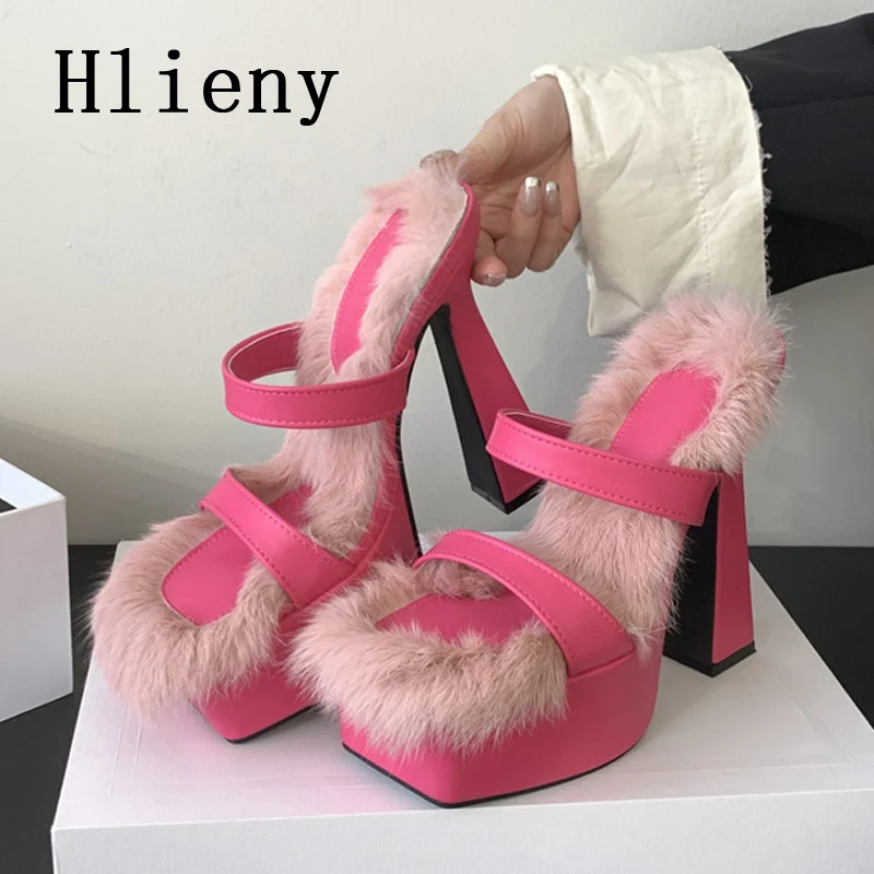 Hlieny Size 35-41 Fashion Trend Fur Platform Slippers Thick High Heels Women's Square Head Open Toe Sandals Party Dress Shoes
Hlieny Size 35-41 Fashion Trend Fur Platform Slippers Thick High Heels Women's Square Head Open Toe Sandals Party Dress Shoes