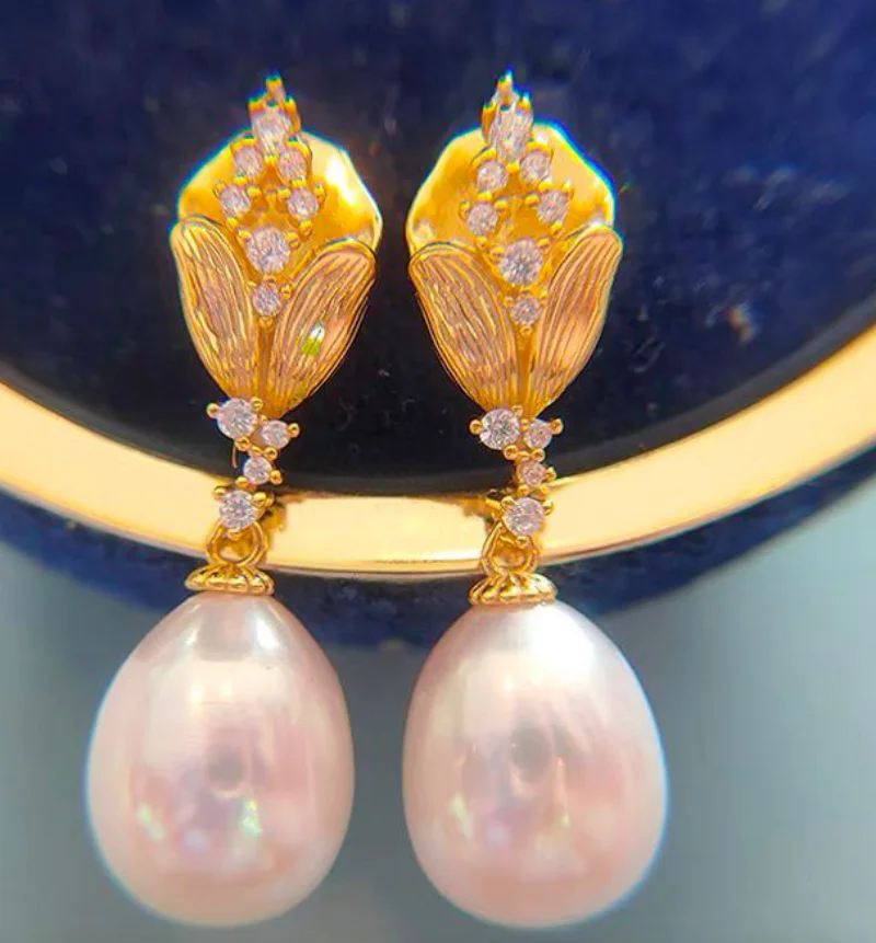 elegant pair 10-13mm south sea drop white pearl dangle earring 925s earrings for women pearl earrings gift
elegant pair 10-13mm south sea drop white pearl dangle earring 925s earrings for women pearl earrings gift