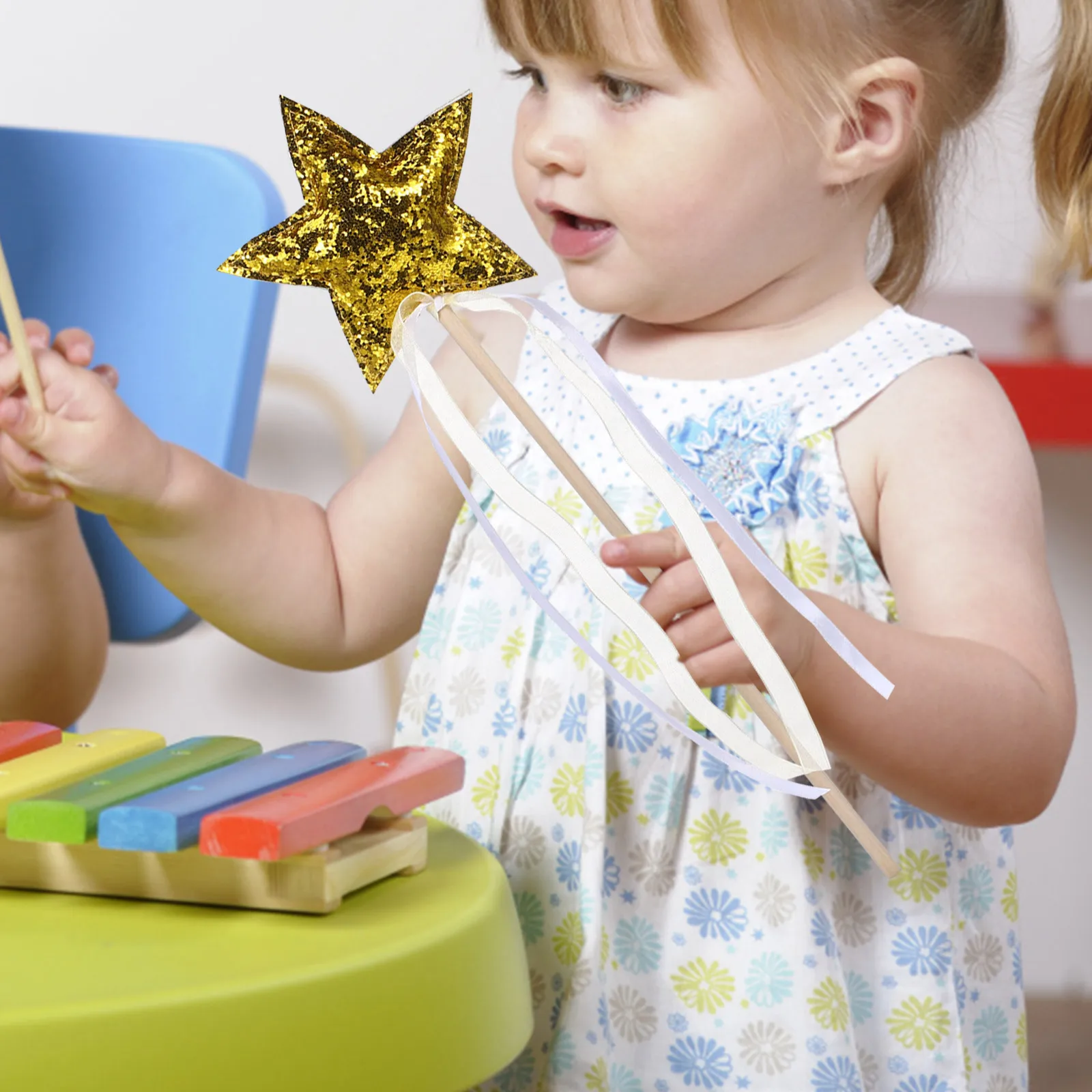 Beautiful Handheld Fairy Wands Smooth Grip Perfect Girls Cosplay Performances Star Fairy Wands Star Wand Cosplay Favors Stick
Beautiful Handheld Fairy Wands Smooth Grip Perfect Girls Cosplay Performances Star Fairy Wands Star Wand Cosplay Favors Stick