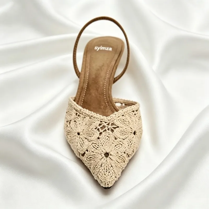 Luxury Embroidered Woven Slingback Heels for Women High-quality Faux Suede Stiletto Sandals Elegant Pointed-toe Designer Shoes
Luxury Embroidered Woven Slingback Heels for Women High-quality Faux Suede Stiletto Sandals Elegant Pointed-toe Designer Shoes