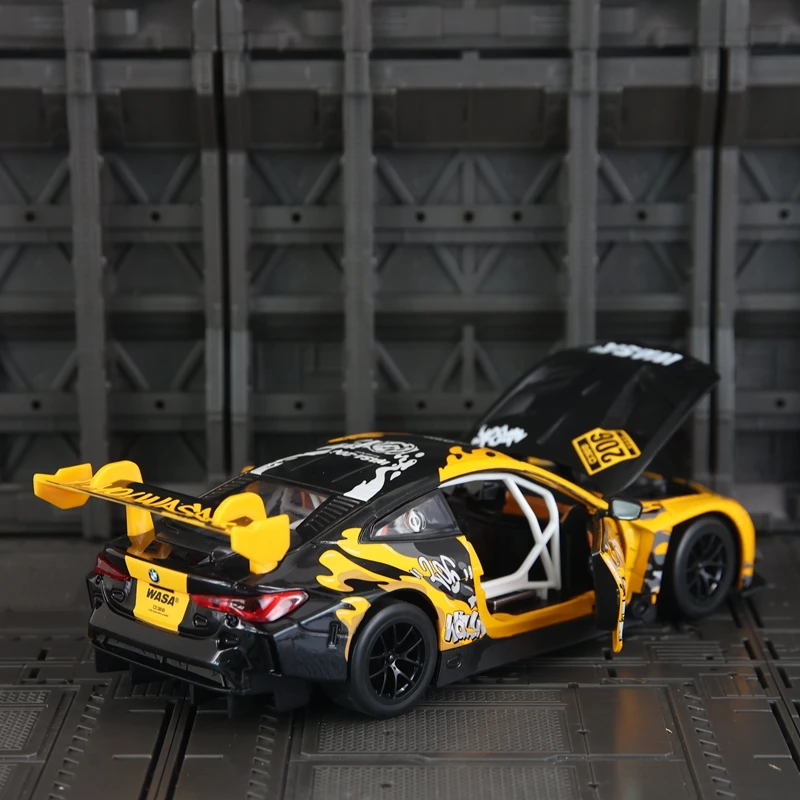 Модель спортивного автомобиля BMW M4 GT3 WASA из сплава, масштаб 1:24, с имитацией звука и света, богатая детализация; модель раллийного автомобиля Audi R8 LMS с имитацией звука и света, высокая детализация.
Модель спортивного автомобиля BMW M4 GT3 WASA из сплава, масштаб 1:24, с имитацией звука и света, богатая детализация; модель раллийного автомобиля Audi R8 LMS с имитацией звука и света, высокая детализация.