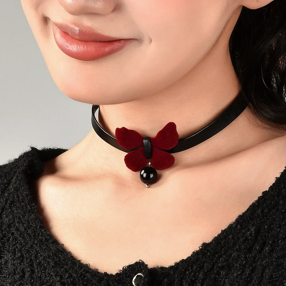 2025Sweetheart Barbie bow necklace, women's velvet butterfly pearl sweet collar, choker collarbone chain
2025Sweetheart Barbie bow necklace, women's velvet butterfly pearl sweet collar, choker collarbone chain
