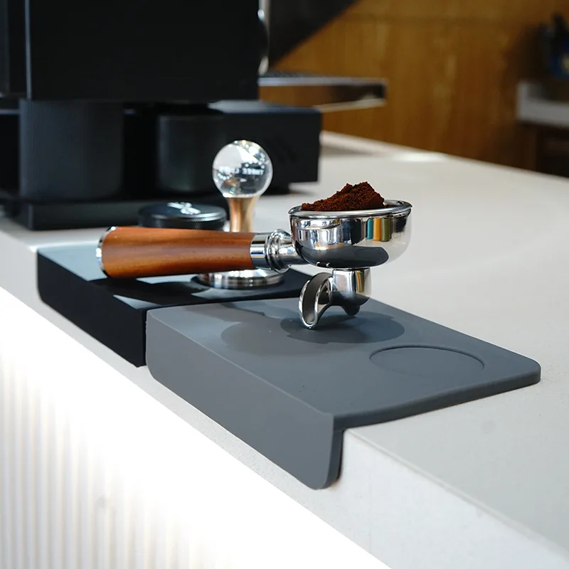 Подушка для кофейного порошка, нескользящая подушка для кофемашины, итальянская подушечка с ручкой, силиконовая ткань, молоток для пресса порошка
Подушка для кофейного порошка, нескользящая подушка для кофемашины, итальянская подушечка с ручкой, силиконовая ткань, молоток для пресса порошка