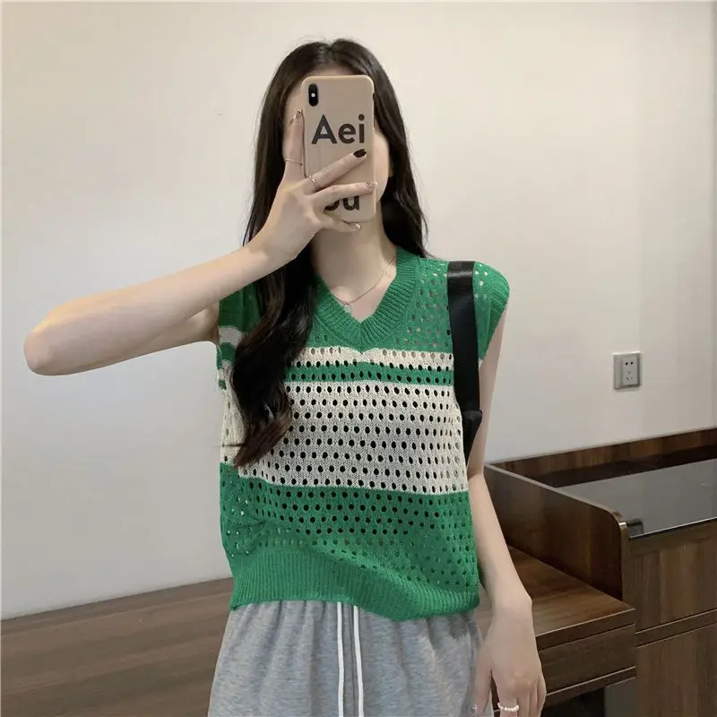 Korean Style Summer Striped Knitted Vest Women's Chic Slim Fit Outer Wear Versatile Commuter Hollow Out Sleeveless Ins Top
Korean Style Summer Striped Knitted Vest Women's Chic Slim Fit Outer Wear Versatile Commuter Hollow Out Sleeveless Ins Top