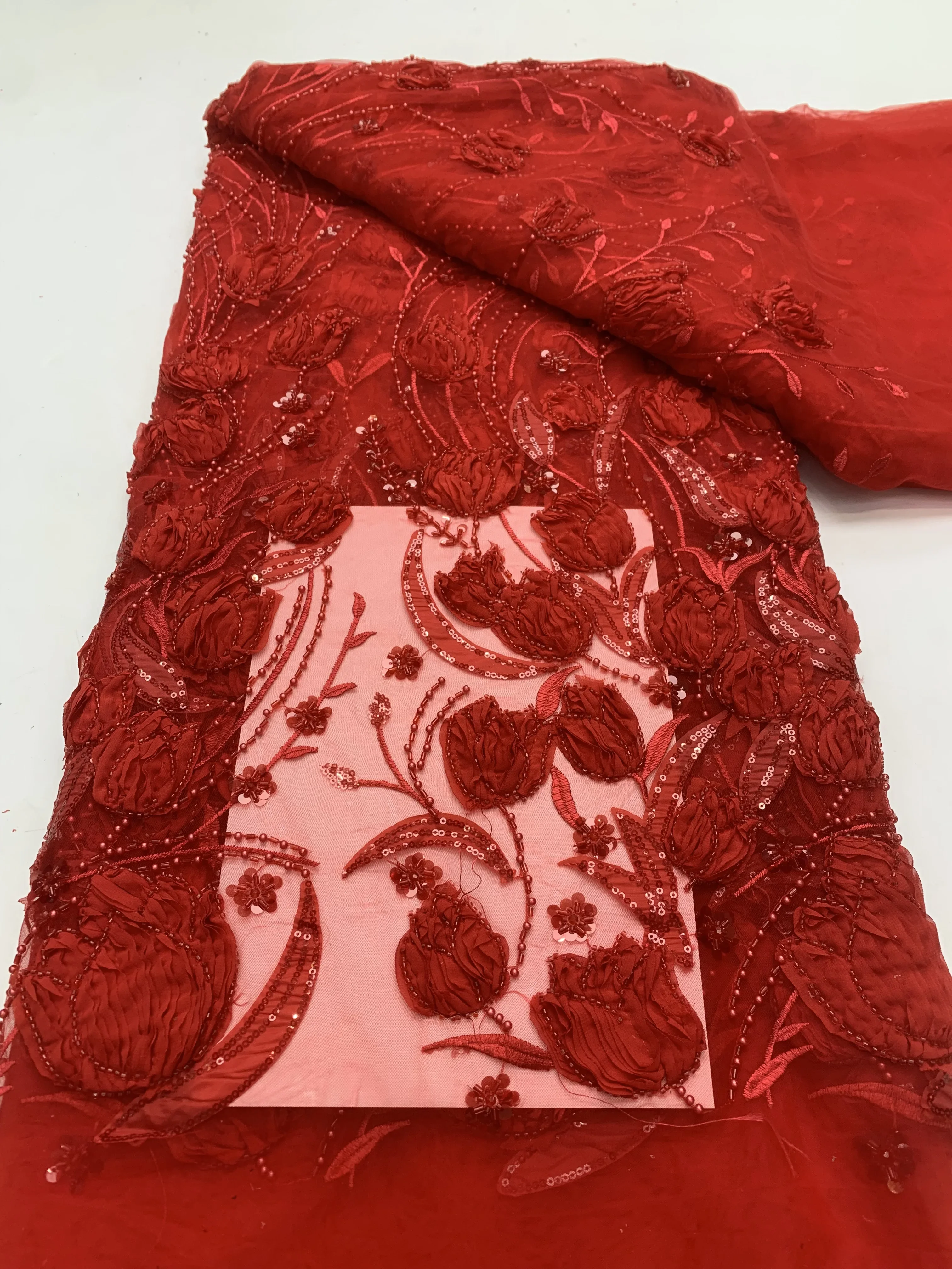 French tulle lace, African beaded new tulle lace fabric, high-quality sequin embroidery, Nigerian party dress sewing
French tulle lace, African beaded new tulle lace fabric, high-quality sequin embroidery, Nigerian party dress sewing