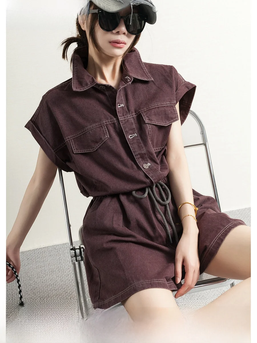 Модный женский комбинезон с цветочным принтом, винно-красной строчкой и свободными рукавами, летний, 2025, новинка, с короткими брюками, цельный костюм
Модный женский комбинезон с цветочным принтом, винно-красной строчкой и свободными рукавами, летний, 2025, новинка, с короткими брюками, цельный костюм