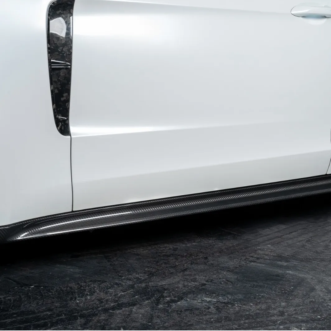 Suitable For 17-23 Paramela 971SD Dry Carbon Replacement Carbon Fiber, Long Axis Side Skirts
Suitable For 17-23 Paramela 971SD Dry Carbon Replacement Carbon Fiber, Long Axis Side Skirts
