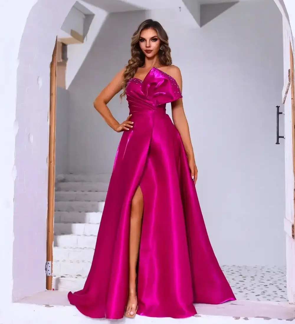 Simple Satin Evening Dresses Glitter Beads Sleeveless Sweep Train Women Prom Gowns Side Split Customized Wedding Guest Gowns
Simple Satin Evening Dresses Glitter Beads Sleeveless Sweep Train Women Prom Gowns Side Split Customized Wedding Guest Gowns