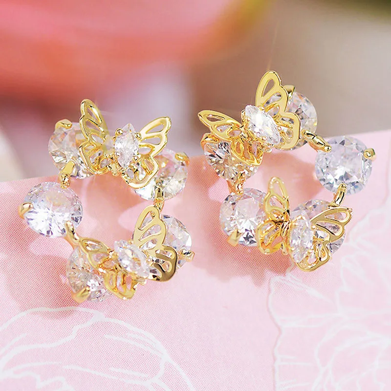 2022 New Fashion Super Large Zircon Butterfly Ornament Hoop Earring Luxury Exquisite Ladies Stud Earrings Feminia Bijoux Present
2022 New Fashion Super Large Zircon Butterfly Ornament Hoop Earring Luxury Exquisite Ladies Stud Earrings Feminia Bijoux Present