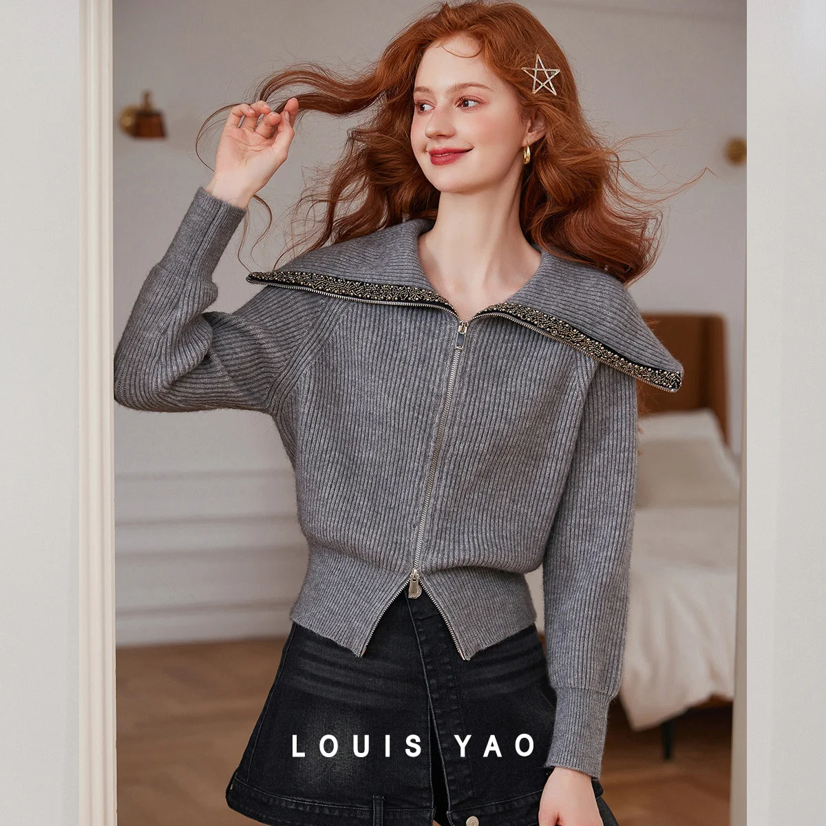 LOUIS YAO Кардиган с широкими лацканами и цветочными лентами из бисера, осень-зима 2022, стильная мягкая дизайнерская верхняя одежда, приятный женский трикотаж
LOUIS YAO Кардиган с широкими лацканами и цветочными лентами из бисера, осень-зима 2022, стильная мягкая дизайнерская верхняя одежда, приятный женский трикотаж