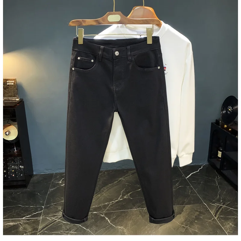 Высококачественные черные джинсы, мужские модные повседневные брюки с микро средней талией, тренд осени 2025 года, легкие роскошные брюки 
Высококачественные черные джинсы, мужские модные повседневные брюки с микро средней талией, тренд осени 2025 года, легкие роскошные брюки