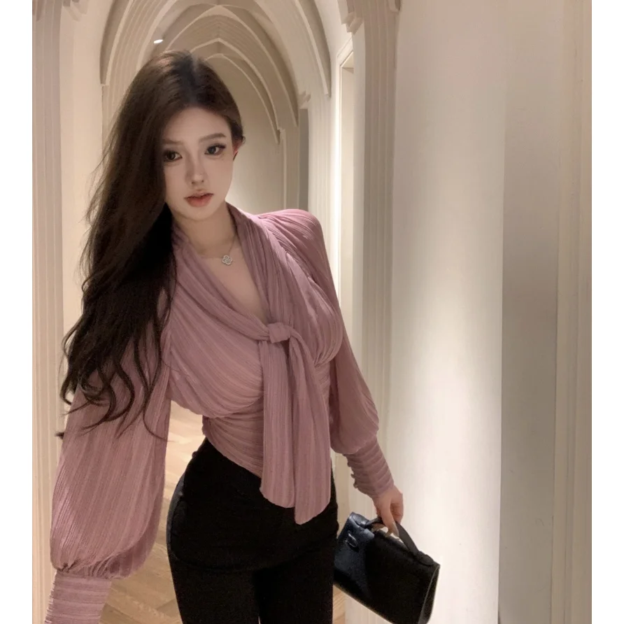 Dusty Lavender Cinch Waist Blouse French Sophisticated Elbow Sleeve V Neck Cropped Top Spring Fall Elegant
Dusty Lavender Cinch Waist Blouse French Sophisticated Elbow Sleeve V Neck Cropped Top Spring Fall Elegant